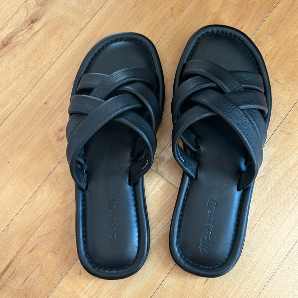 Black Madewell sandals. Size 9
